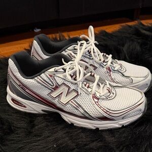 New Balance 740; White and Maroon Running Shoes